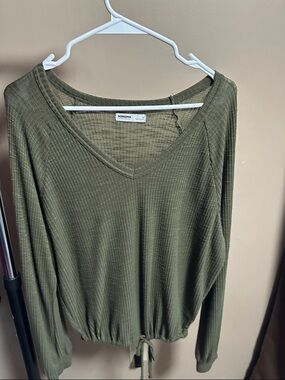 Sonoma Olive Ribbed V-Neck Drawstring Hem Top
